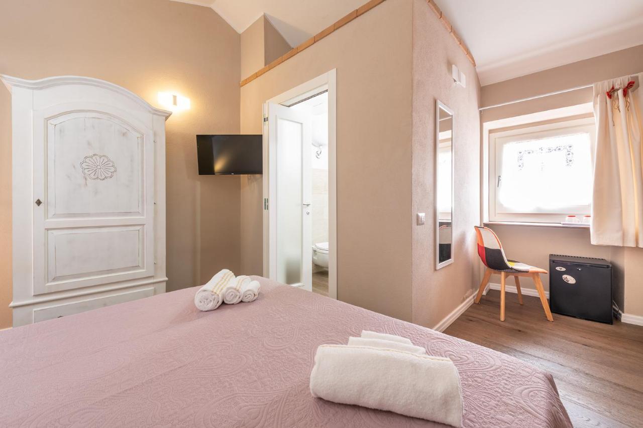 Promenade Boutique Rooms - City Centre Cagliari Exteriér fotografie
