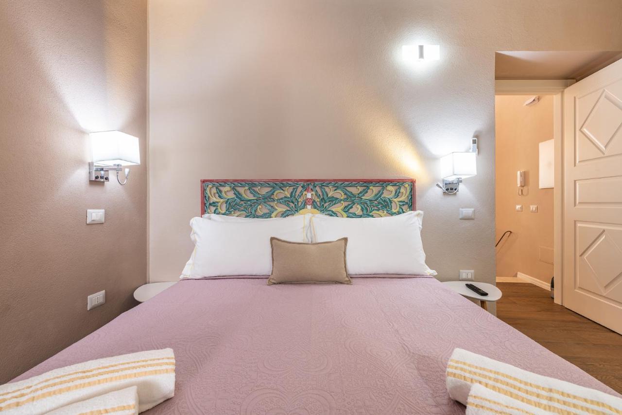 Promenade Boutique Rooms - City Centre Cagliari Exteriér fotografie